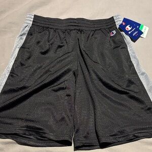 Champion Men's Athletic Shorts in Black with Gray Trim SZ L NWT